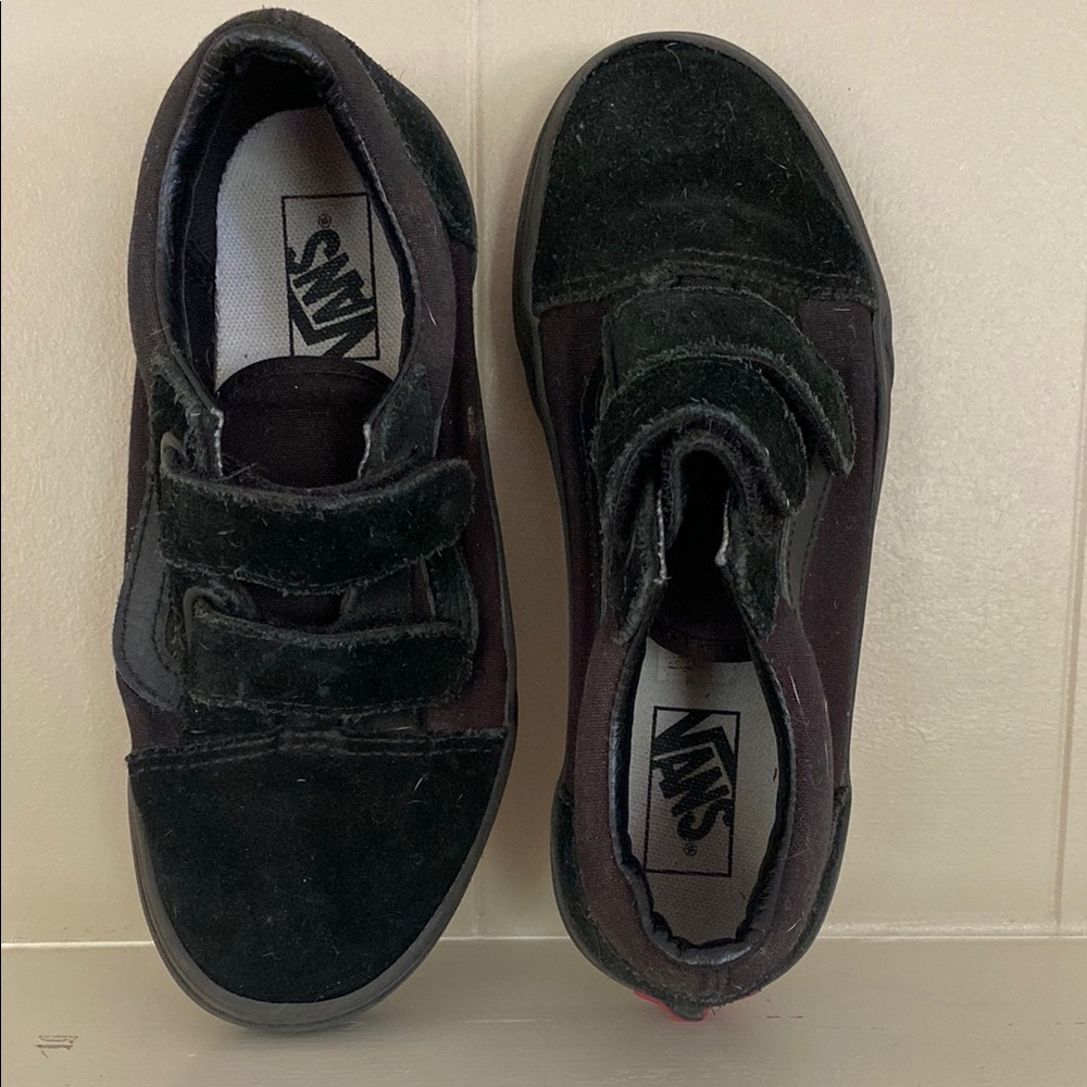Vans Kids Black Velcro Sneakers